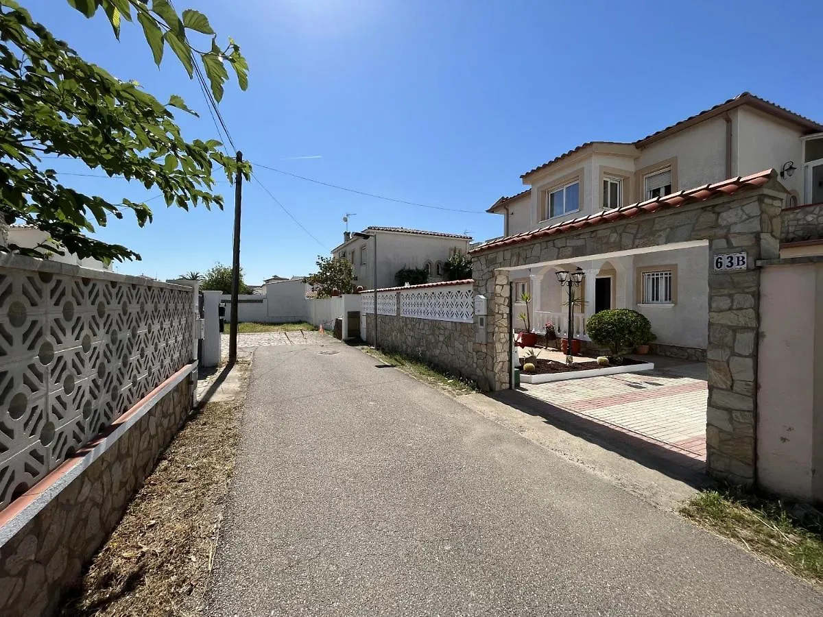 Villa Requesens 63 Empuriabrava - Immo Barneda Holiday home