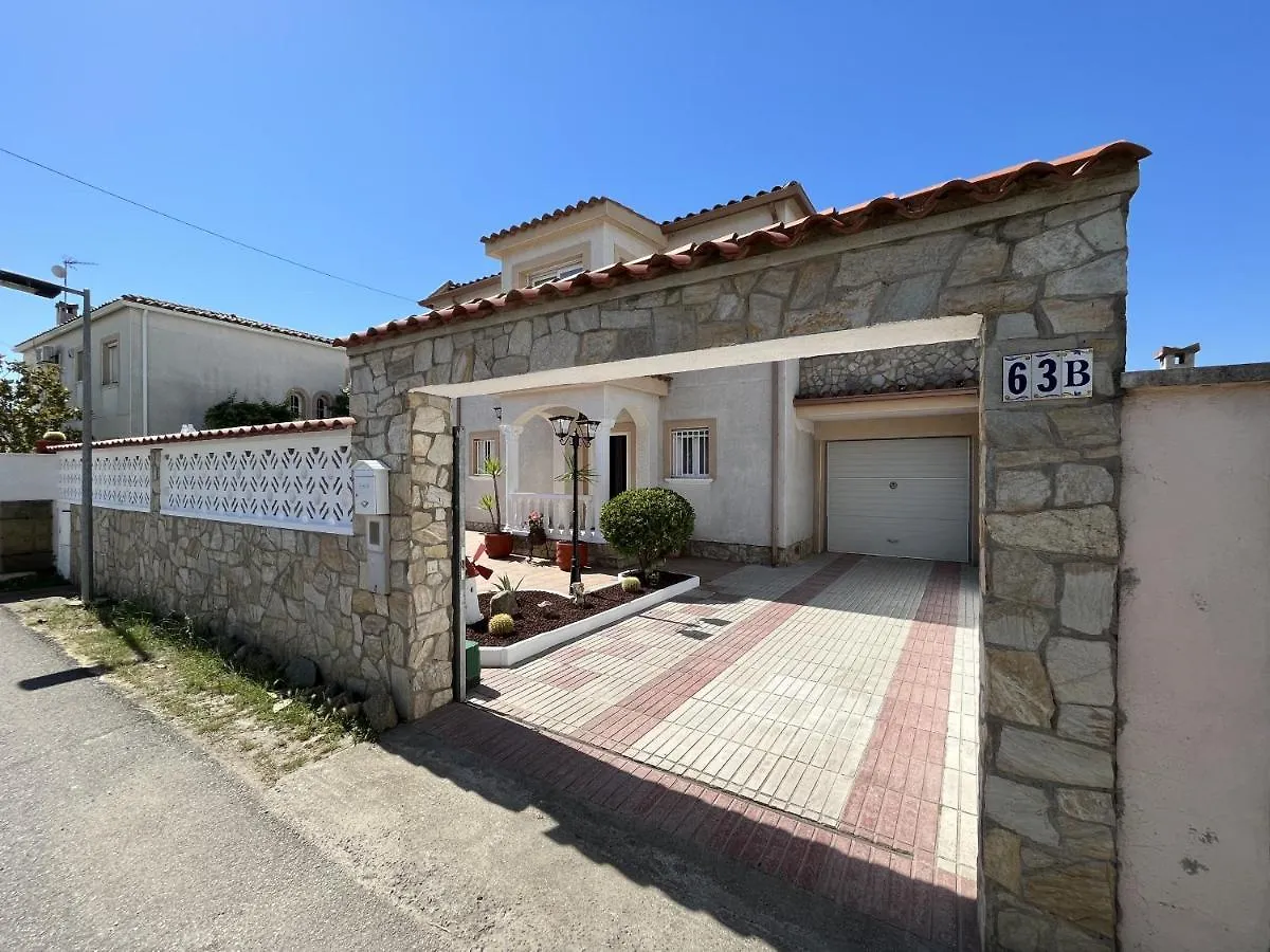 Holiday home Villa Requesens 63 Empuriabrava - Immo Barneda
