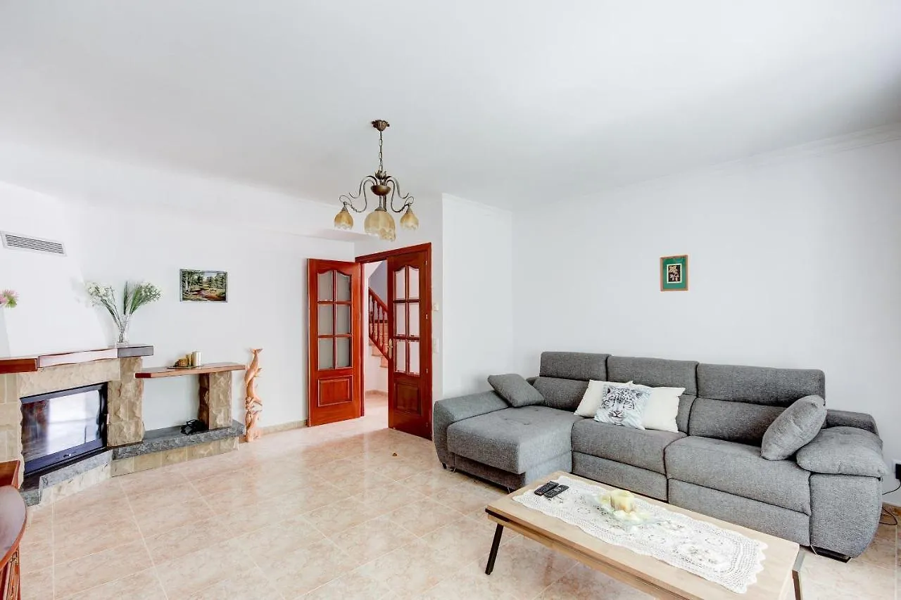 Villa Requesens 63 Empuriabrava - Immo Barneda
