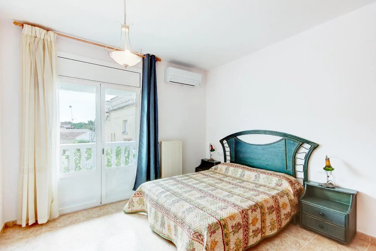 Villa Requesens 63 Empuriabrava - Immo Barneda 0*,  إسبانيا